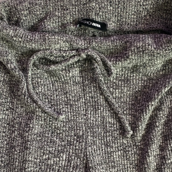 Fashion Nova Wanderlust Leggings - Grey - Picture 2 of 2